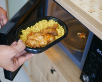 Revelado por que você não deve colocar comida no centro do micro-ondas; as pessoas usam errado há mais de 20 anos