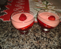 Gelatina com creme rosado