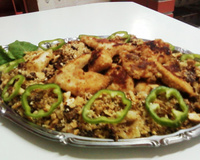 Frango assado com farofa crocante