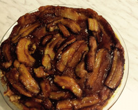 Torta de banana caramelizada