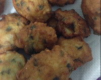 Bolinho de arroz com espinafre