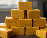 Nem torta, nem sorvete: a minha sobremesa favorita com maracujá é esse fudge cremoso feito em poucos minutos