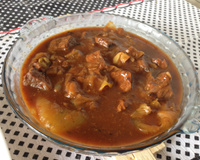 Carne de panela no molho de cerveja preta