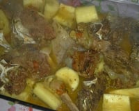 Costela com mandioca na cerveja