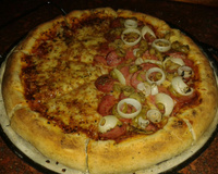 Massa de pizza com borda recheada