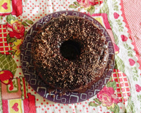 Bolo de chocolate com creme de leite