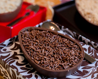 Economize no Ovo de Páscoa: o segredo dos confeiteiros para gastar menos e vender mais está nesse recheio inteligente