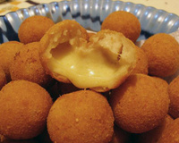 Bolinhas de Queijo
