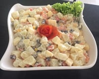 Salada de maionese com passas e maçã
