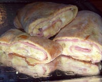 Pão recheado com presunto