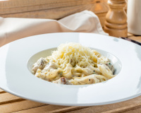 Macarrão com creme de philadelphia