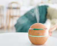 Aquecimento da Black Friday: Umidificador com controle remoto e luz colorida com 31% de desconto