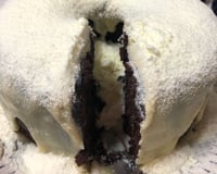 Bolo vulcão de leite ninho