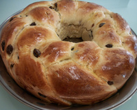 Rosca com leite condensado e passas