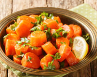 Pare de cozinhar na água: o truque para preparar a cenoura que potencializa o betacaroteno