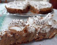 Torta mousse de chocolate com chantilly