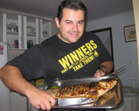 Pacu recheado com farofa molhada