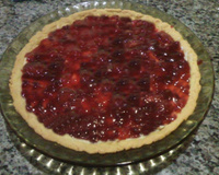 Torta de morango (com cobertura de calda de morango)