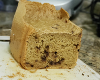 Pão de cenoura com gotas de chocolate na panificadora