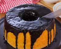 Bolo de cenoura sem leite e sem farinha de trigo: fácil de fazer e impossível comer só um pedaço!