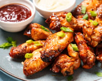 Dani García, chef: “As asas de frango mais crocantes não são fritas, o segredo é adicionar 2 sachês de fermento à massa.”