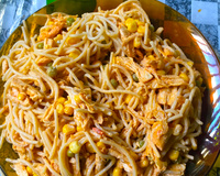 Macarronada de frango com creme de leite