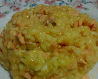 Risoto de salmão com queijo gruyere