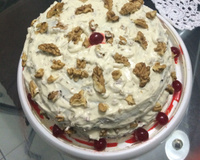 Bolo red velvet com nozes