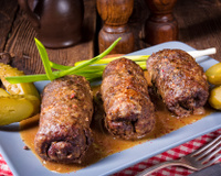 Quer preparar o almoço de Dia dos Pais, mas não sabe cozinhar? Esse rocambole de carne moída é fácil de fazer e fica uma delícia