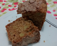 Bolo de maçã e canela molhadinho