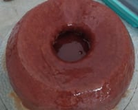 Bolo de fubá com cobertura de goiabada