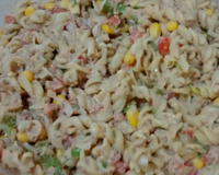 Salada de Macarrão com Atum