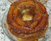 Bolo de banana caramelado