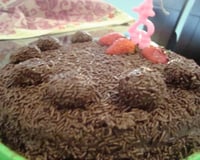Bolo de chocolate com morango