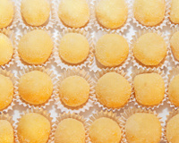 Docinho de leite em pó recheado com chocolate: como fazer