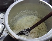 Arroz na panela de pressão em 5 minutos