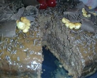 Bolo de chocolate com nozes