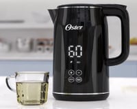 Água quente na temperatura certa: Chaleira Digital Oster com mais de 50% de desconto