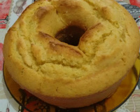 Bolo simples de fubá