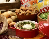 Feijão tropeiro à minha maneira