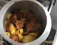 Carne de panela com batata