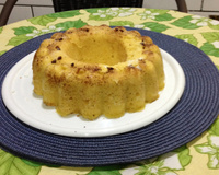 Bolo fofinho de fubá de microondas