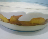 Pavê de pêssego com gelatina