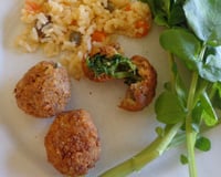 Bolinho de arroz e feijão