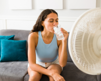 Bebida gelada para sempre! Esta máquina de gelo vai salvar sua vida no verão