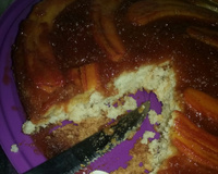 Bolo de banana e aveia caramelado