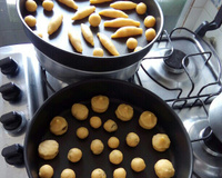 Salgadinho de queijo ralado (desmancha na boca)