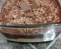 Mousse de creme com chocolate