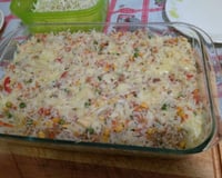 Arroz de forno com atum e legumes