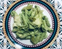 Macarrão ao molho de espinafre